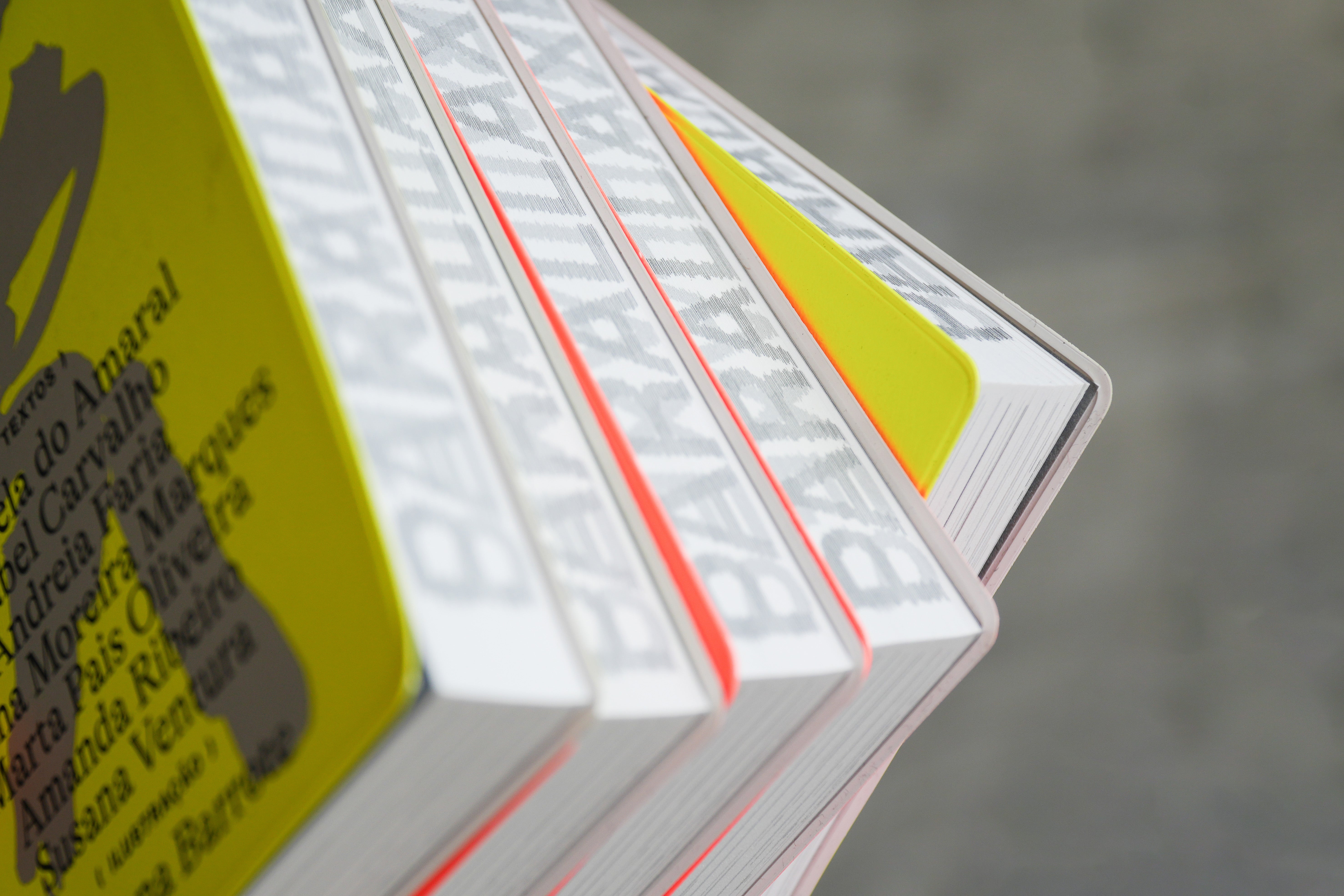 Paralaxes: Histórias do Comum